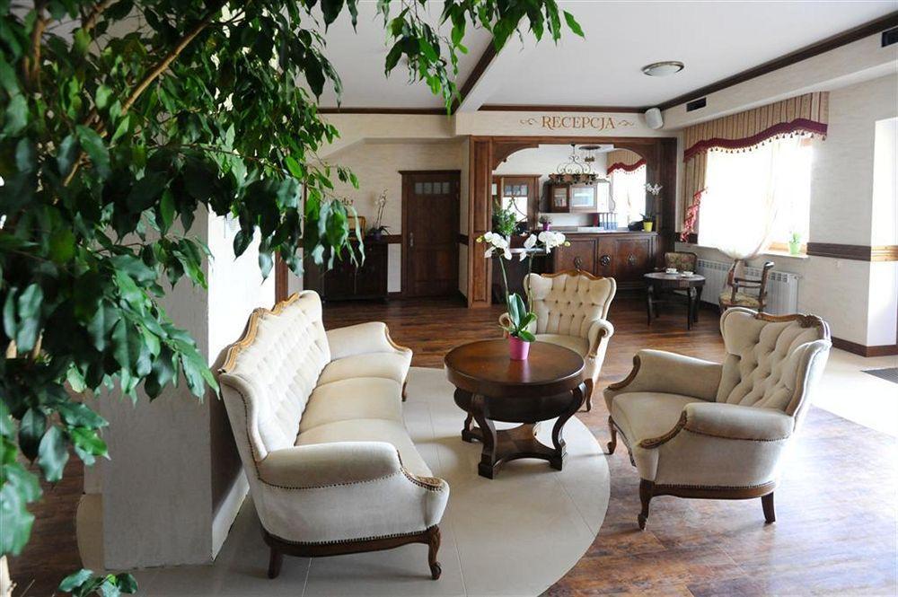 Hotel Carpatia Bieszczadzki Gosciniec Ветлина Екстер'єр фото
